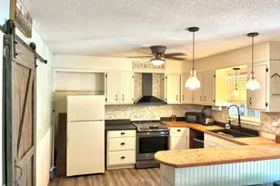 8908 N Lagoon Dr, Panama City, FL 32408 - Photo 13