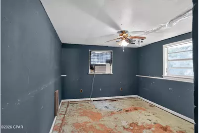 395 E Brock Avenue, Bonifay, FL 32425 - Photo 21