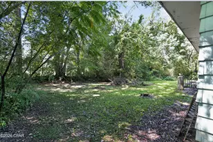 395 E Brock Ave, Bonifay, FL 32425 - Photo 9