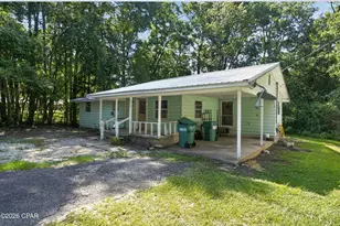 395 E Brock Ave, Bonifay, FL 32425 - Photo 3