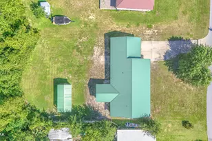 9107 Sunshine Dr, Youngstown, FL 32466 - Photo 33