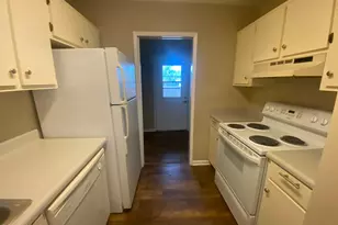 521 E 5th Ct, Panama City, FL 32401 - Photo 3