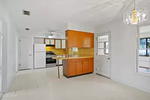 20315 SW Sherry Ave, Blountstown, FL 32424 - Photo 3
