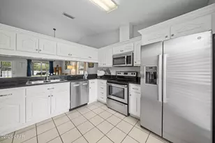 3005 Nowell Ct, Panama City, FL 32405 - Photo 9