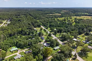 102 Lisenby Dr, Bonifay, FL 32425 - Photo 47