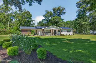 102 Lisenby Dr, Bonifay, FL 32425 - Photo 1
