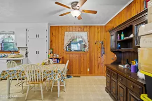 16478 SW Mimosa St, Blountstown, FL 32424 - Photo 5