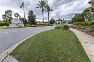 1018 Barracuda Dr, Panama City Beach, FL 32408 - Photo 1