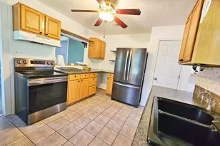5963 Neals Landing Rd, Bascom, FL 32423 - Photo 5