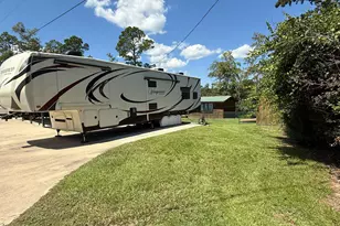 2678 Linda Ln, Alford, FL 32420 - Photo 3