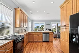 107 E Seascape Dr, Port Saint Joe, FL 32456 - Photo 35