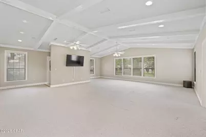620 4th Street, Chipley, FL 32428 - Photo 5