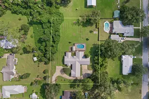 620 4th St, Chipley, FL 32428 - Photo 49