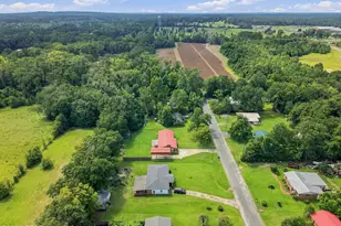 837 Maple St, Chipley, FL 32428 - Photo 33