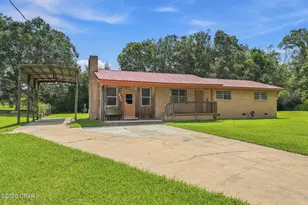 837 Maple St, Chipley, FL 32428 - Photo 1