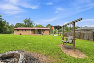 837 Maple St, Chipley, FL 32428 - Photo 27
