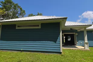 744 Magnolia Lake Dr, Defuniak Springs, FL 32433 - Photo 9