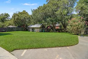 5381 College Dr, Graceville, FL 32440 - Photo 13