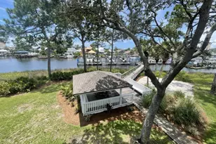 8501 N Lagoon Dr, Panama City, FL 32408 - Photo 21