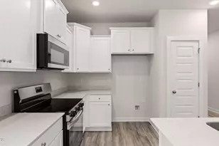 249 Phillips Blf Ave, Panama City Beach, FL 32407 - Photo 9