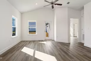 558 Hancock Wy, Panama City Beach, FL 32413 - Photo 13