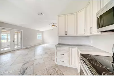 1607 New Hampshire Avenue, Lynn Haven, FL 32444 - Photo 9