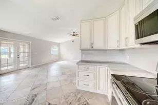 1607 New Hampshire Ave, Lynn Haven, FL 32444 - Photo 9