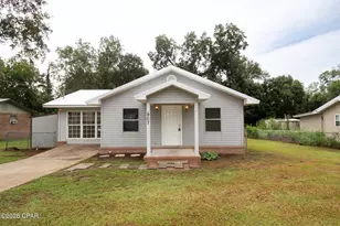 907 W Banfill Ave, Bonifay, FL 32425 - Photo 1