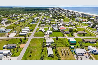 209 7th Street, Mexico Beach, FL 32456 - Photo 49