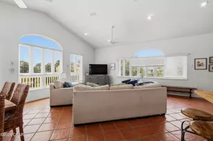 274 Florida Ave, Port Saint Joe, FL 32456 - Photo 9