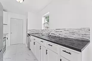 20699 SE Sherry Ave, Blountstown, FL 32424 - Photo 5