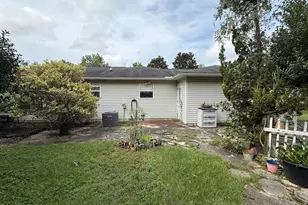 221 John White Rd, Defuniak Springs, FL 32435 - Photo 3