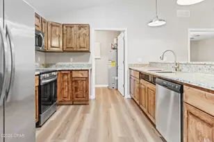 6675 Grande Oak Loop, Grand Ridge, FL 32442 - Photo 9