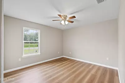 6675 Grande Oak Loop, Grand Ridge, FL 32442 - Photo 19