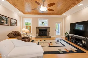3719 Long Rd, Southport, FL 32409 - Photo 9