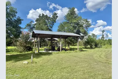 10102 Davenport Avenue, Youngstown, FL 32466 - Photo 17