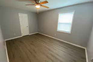 923 Sanders Ln, Panama City, FL 32401 - Photo 9