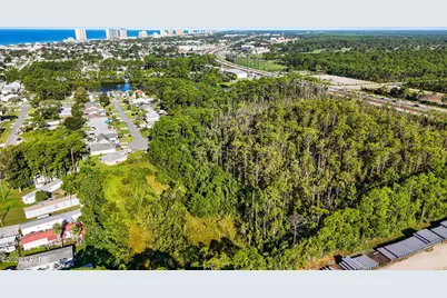 12510 Emerald Lake Drive, Panama City Beach, FL 32407 - Photo 15