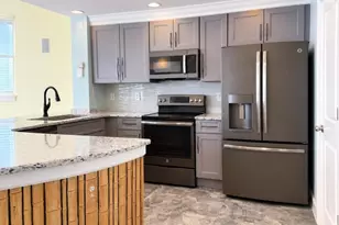 6627 Thomas Dr, Panama City, FL 32408 - Photo 7