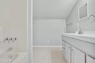 20560 NW Folsom Ave, Blountstown, FL 32424 - Photo 17