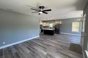 3782 Airmont Dr, Chipley, FL 32428 - Photo 9