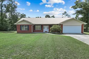 5106 Presidents Cir, Marianna, FL 32446 - Photo 1