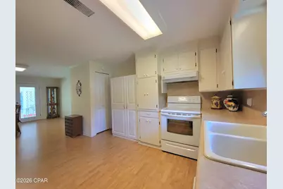 1109 11th Avenue, Graceville, FL 32440 - Photo 9