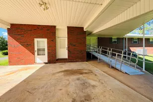 1109 11th Ave, Graceville, FL 32440 - Photo 27