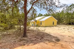 3902 Union Hill Rd, Caryville, FL 32427 - Photo 3