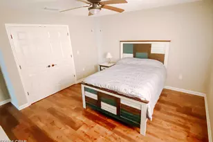 3902 Union Hill Rd, Caryville, FL 32427 - Photo 17