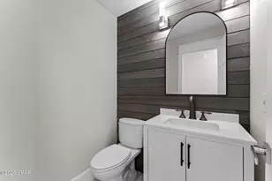 2407 Country Club Dr, Lynn Haven, FL 32444 - Photo 9