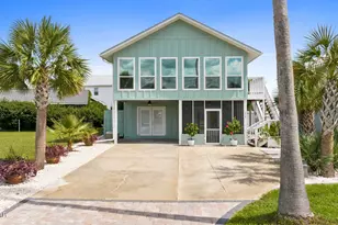216 Gulf Aire Dr, Port Saint Joe, FL 32456 - Photo 1