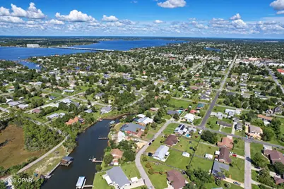 705 W 8th Street Circle, Lynn Haven, FL 32444 - Photo 5
