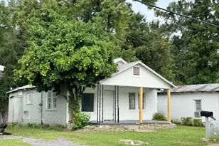2901 Orange St, Marianna, FL 32448 - Photo 1